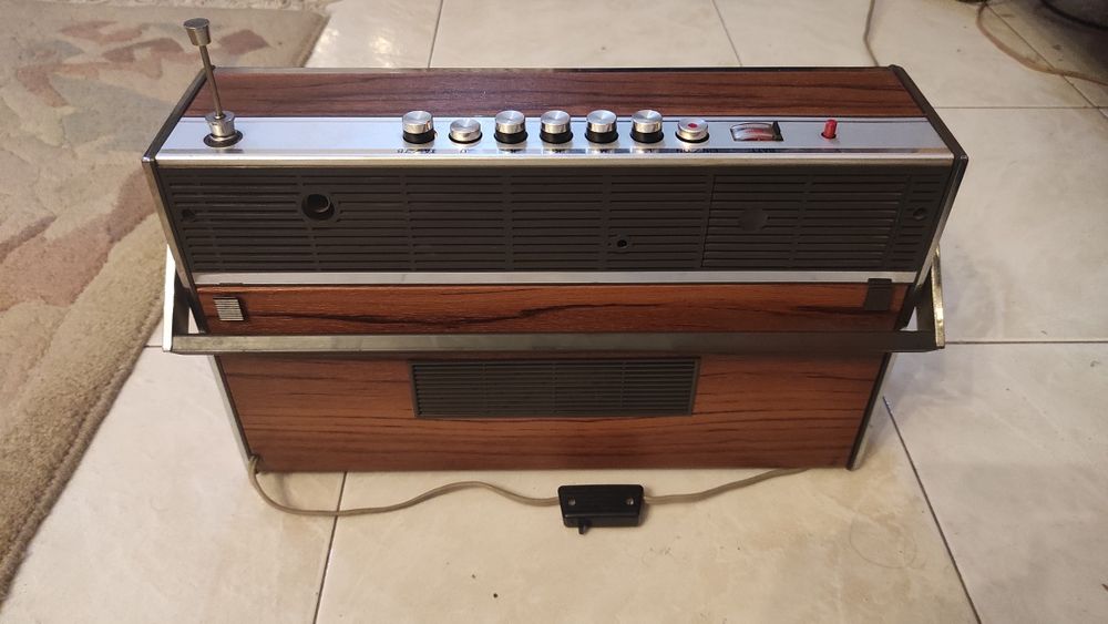 Radio vintage Grundig Concert Boy 208