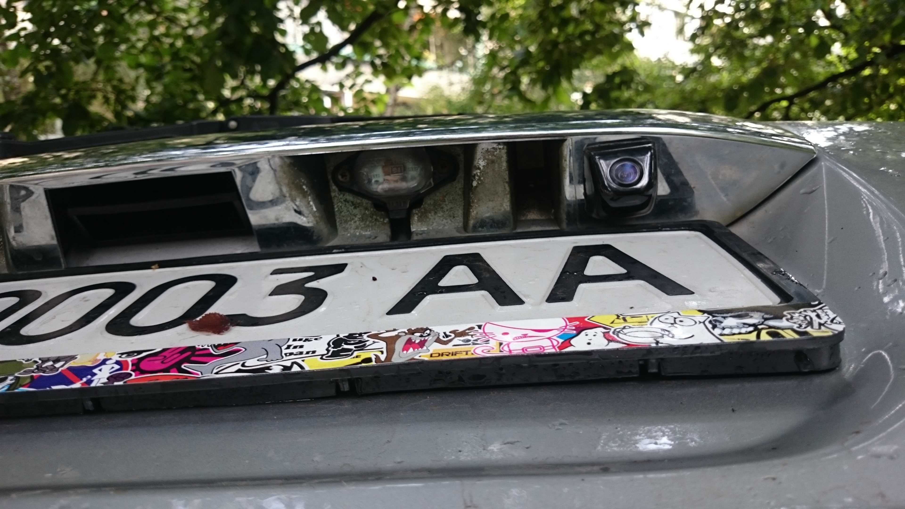Камера заднього віду для Ніссан (Nissan) та на други марки авто