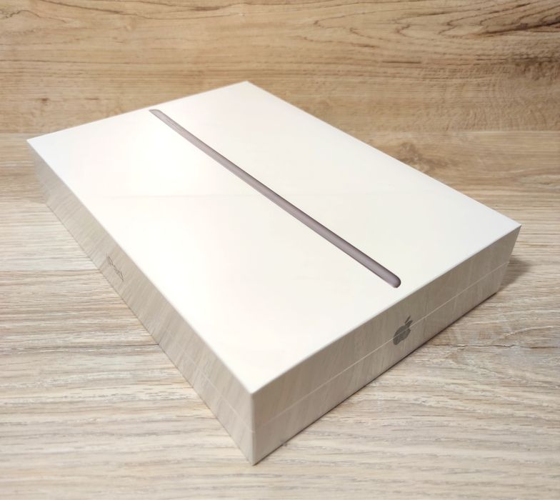Планшет ipad Apple 8/32GB/2020г.НОВЫЙ.ЗАПЕЧАТАННЫЙ.
