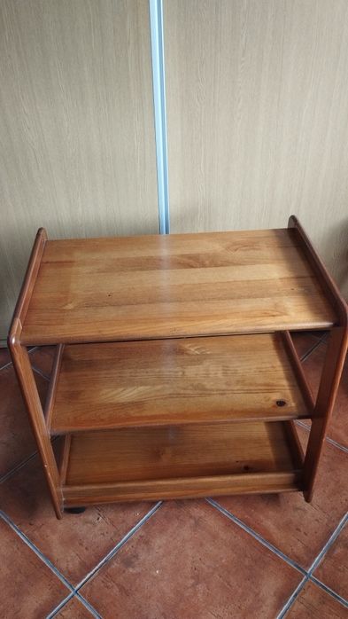 Móvel rotativo + TV