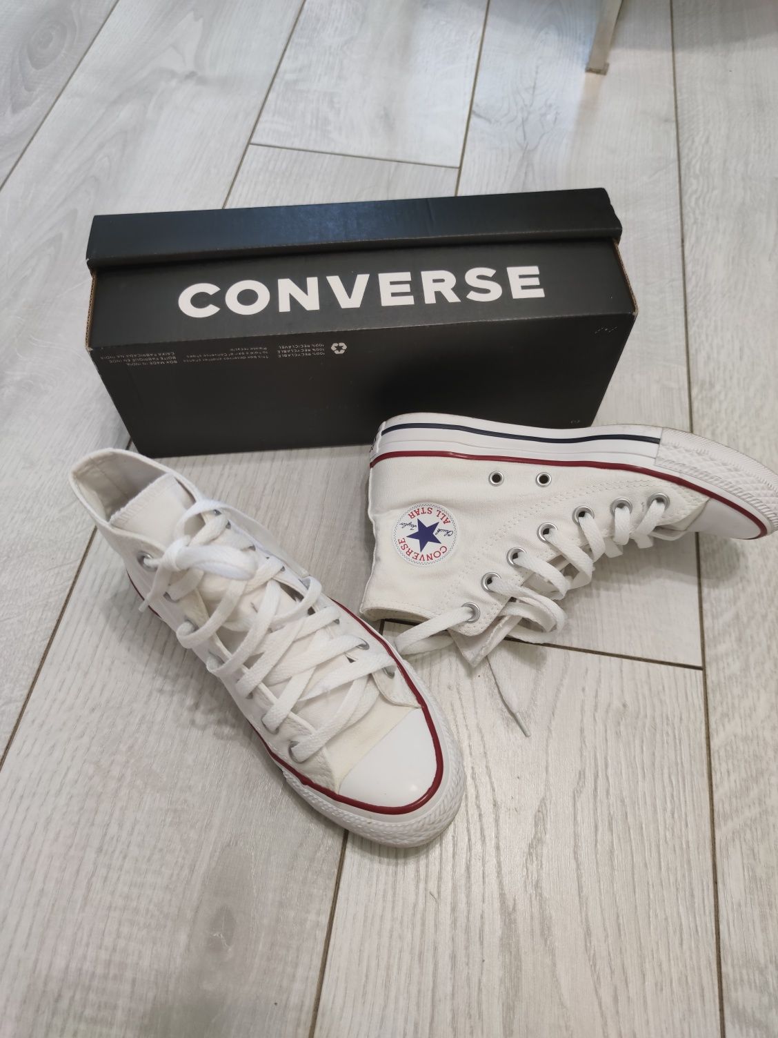 Orginalne trampki Converse białe 35