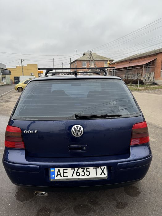 Volkswagen Golf 4 очень хорошее состояние