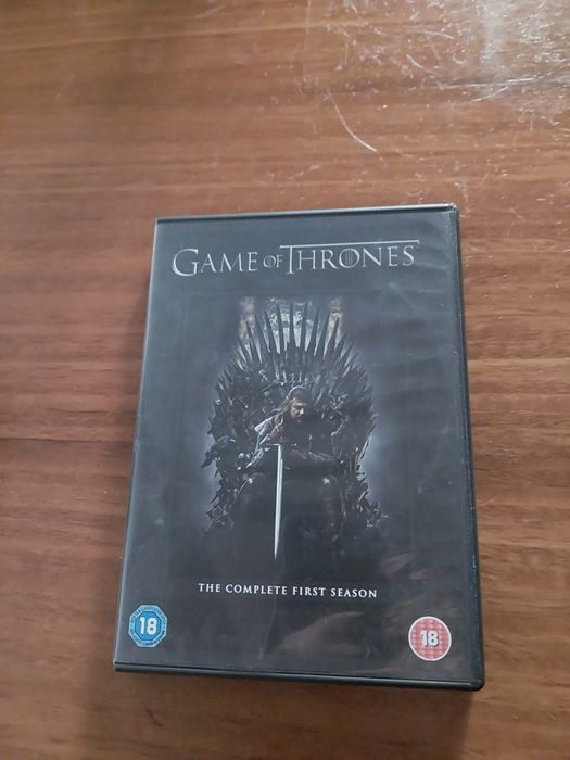 Filme DVD Game of Thrones primeira temporada completa