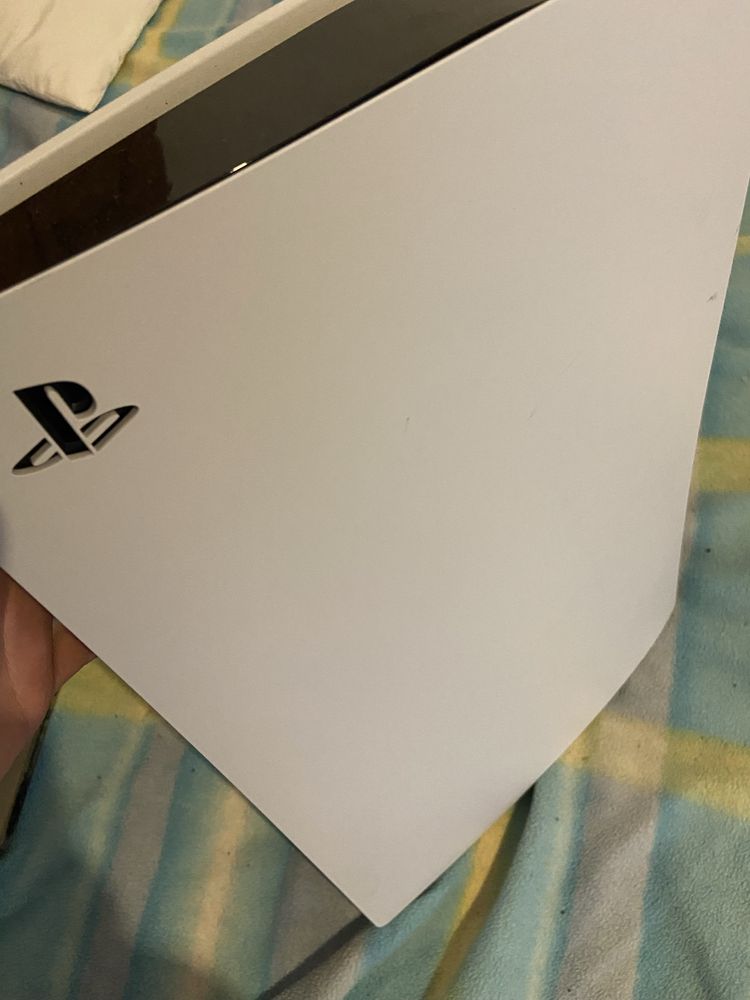 PS5 versão disco com Astro Bot