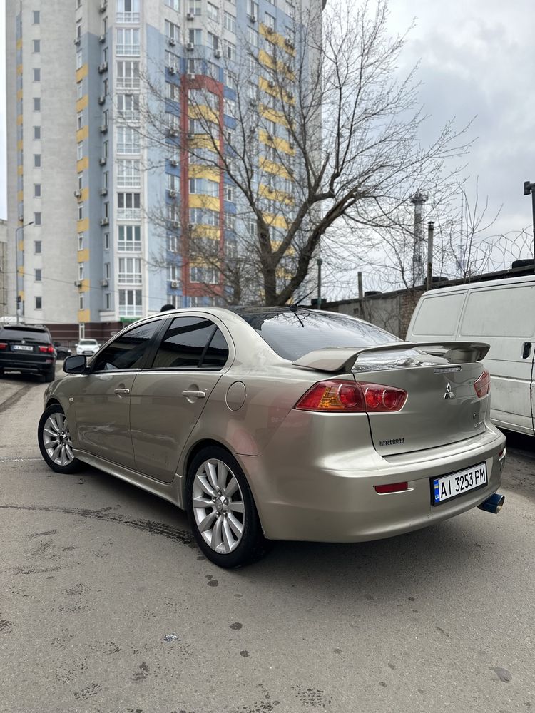 Mitsubishi lancer X