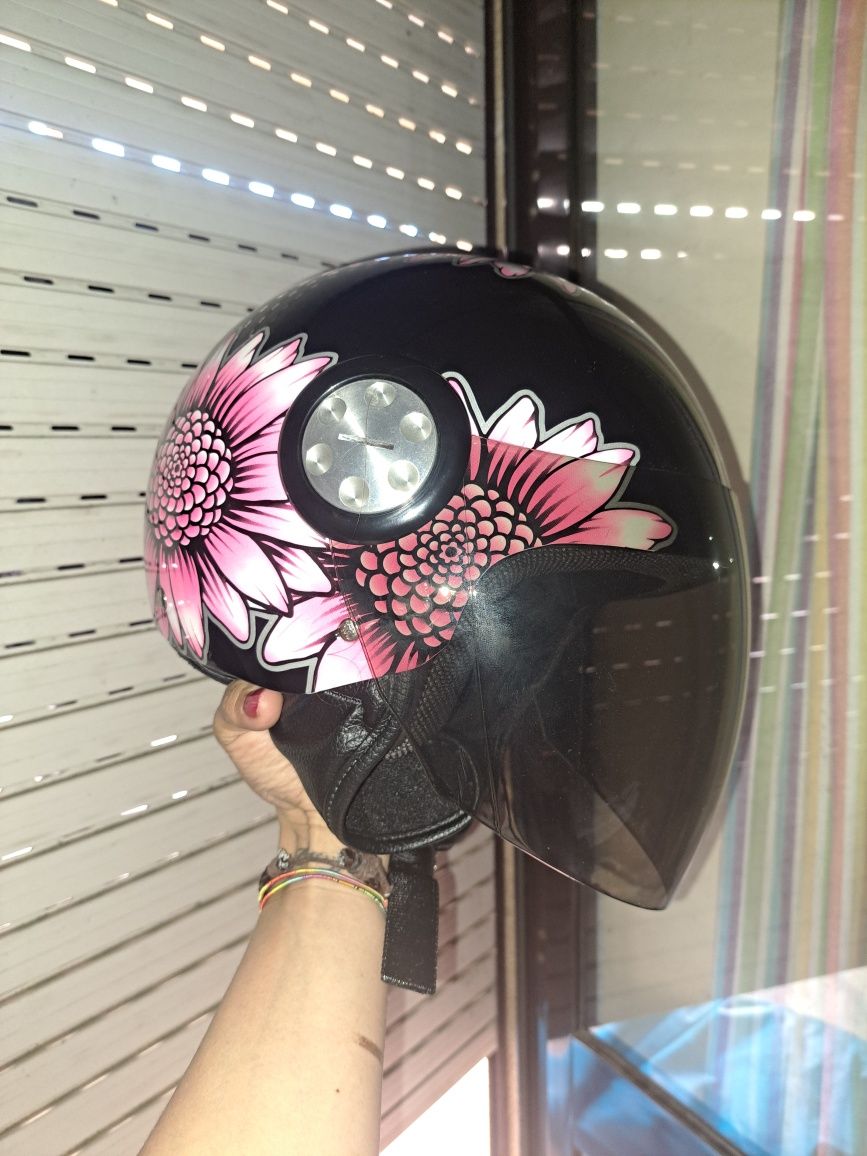 Capacete moto senhora