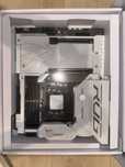 Материнська плата Asus rog maximus z790 formula