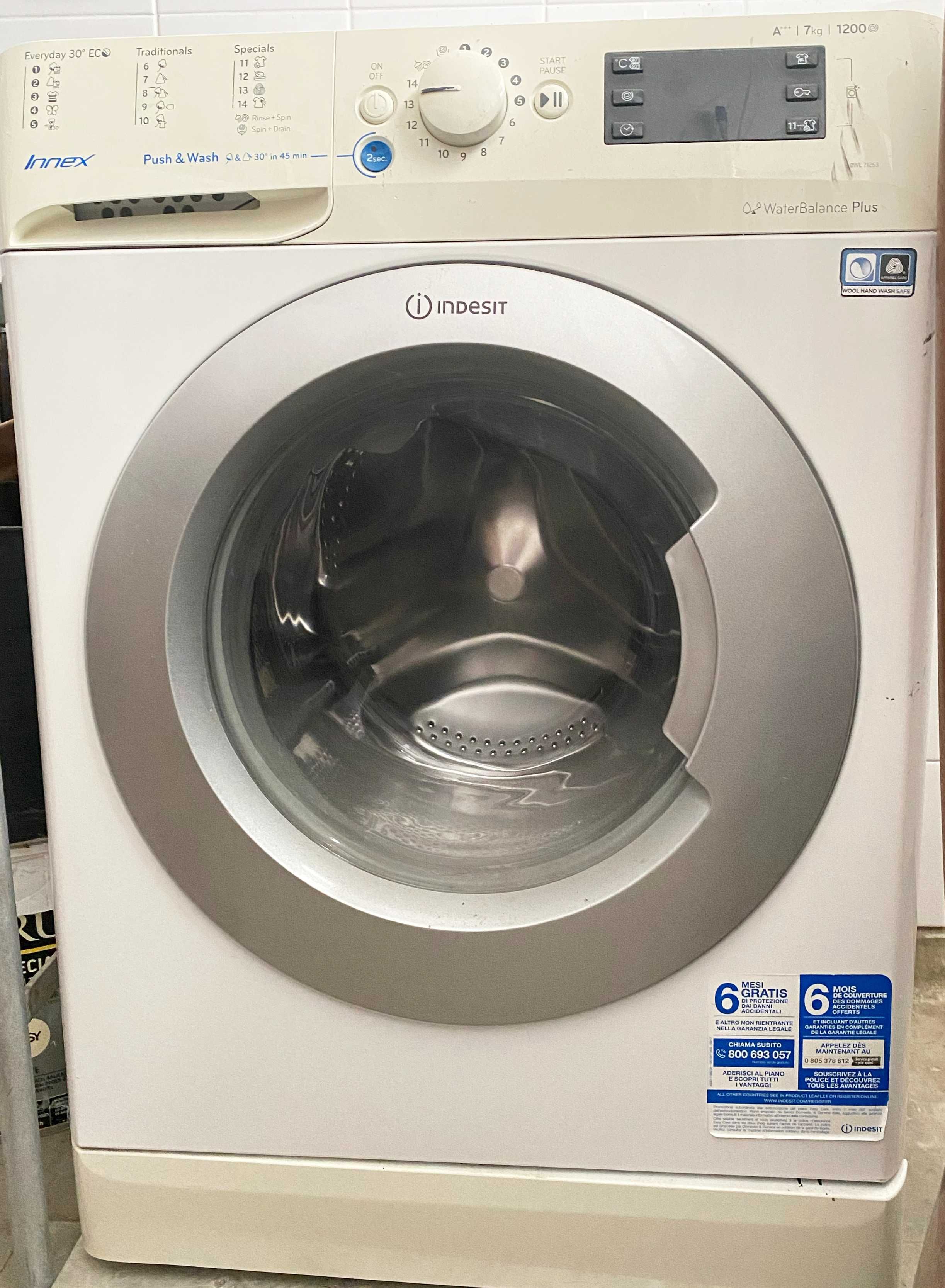 INDESIT Water Balance Plus 7kg BWE 71253 — Máquina lavar roupa