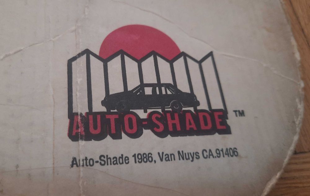 Osłona przeciwsłoneczna Auto-Shade 1986 USA