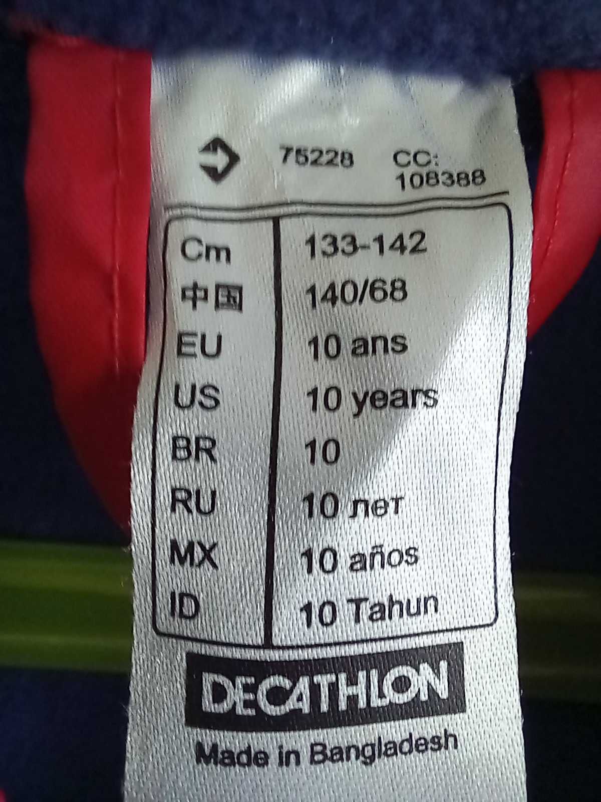 Kurtka Decathlon wodoodporna na polarze Quechua