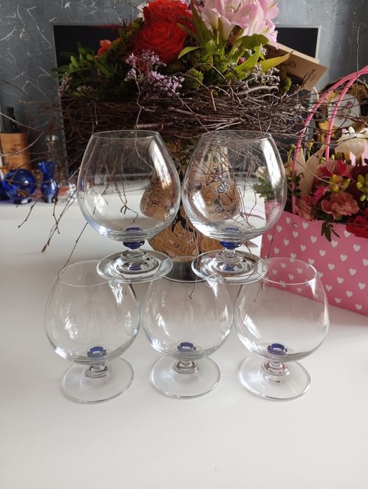 Stare balonowe kieliszki do koniaku