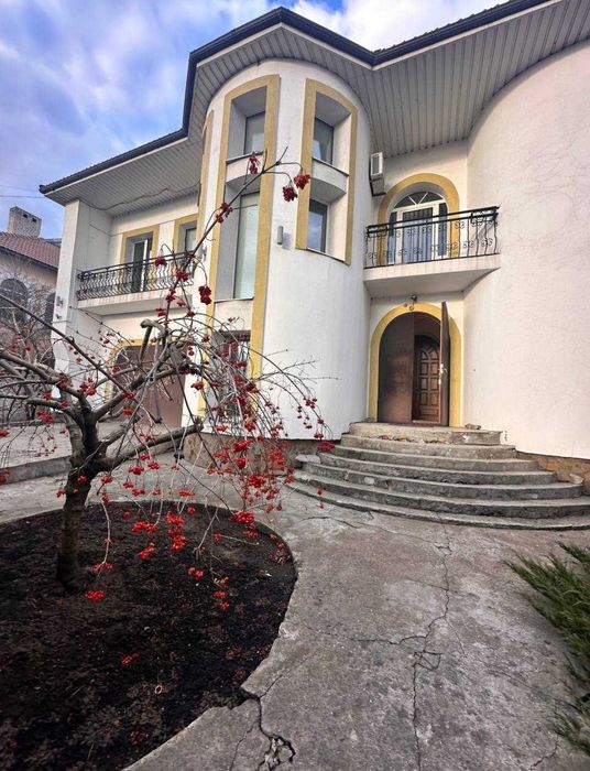 Продаж будинку 712м2 /Олександрівка/ під реабілітаційний центр