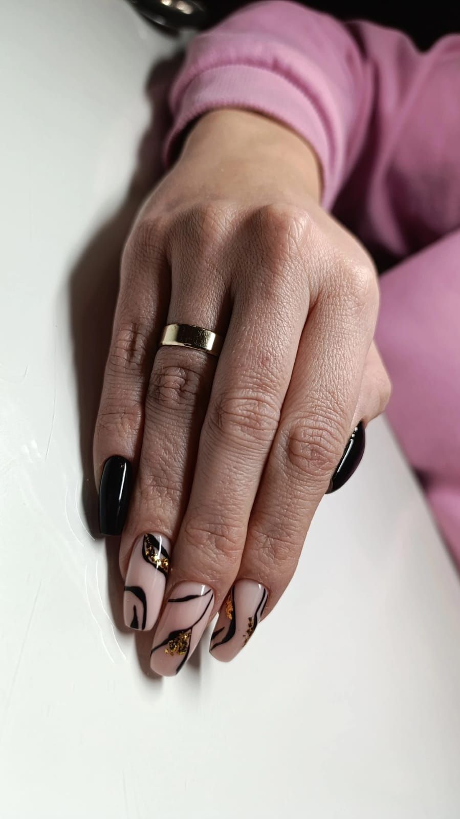 Manicure hybrydowy / żelowe
