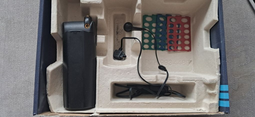 Ericsson GA 628 - telefon kolekcjonerski, oryginalne pudełko