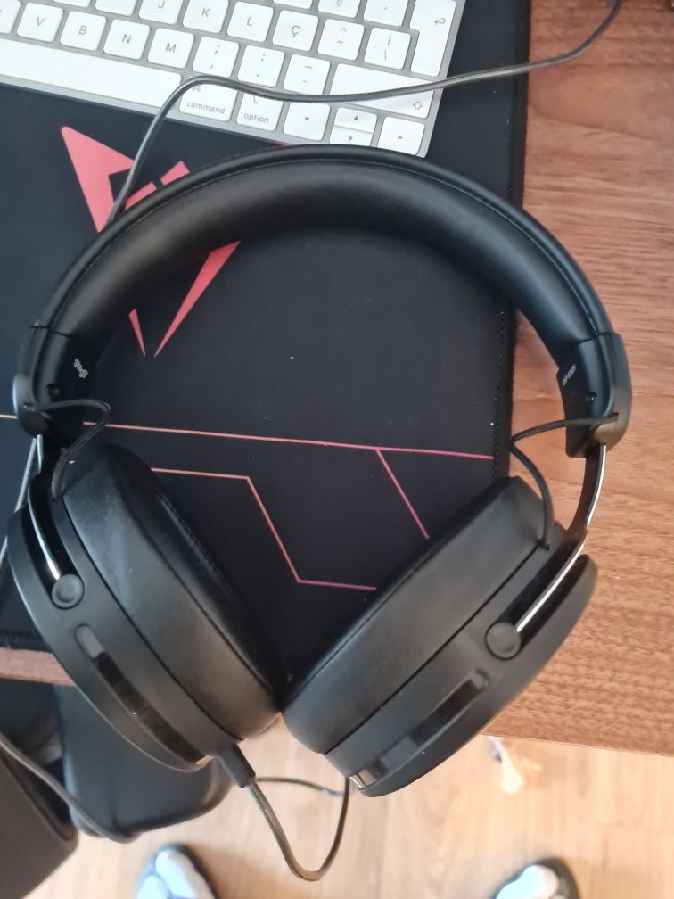 Fones Headset Estudio Stagg SHP-5000H Closed-Back Stereo Studio DJ Hea