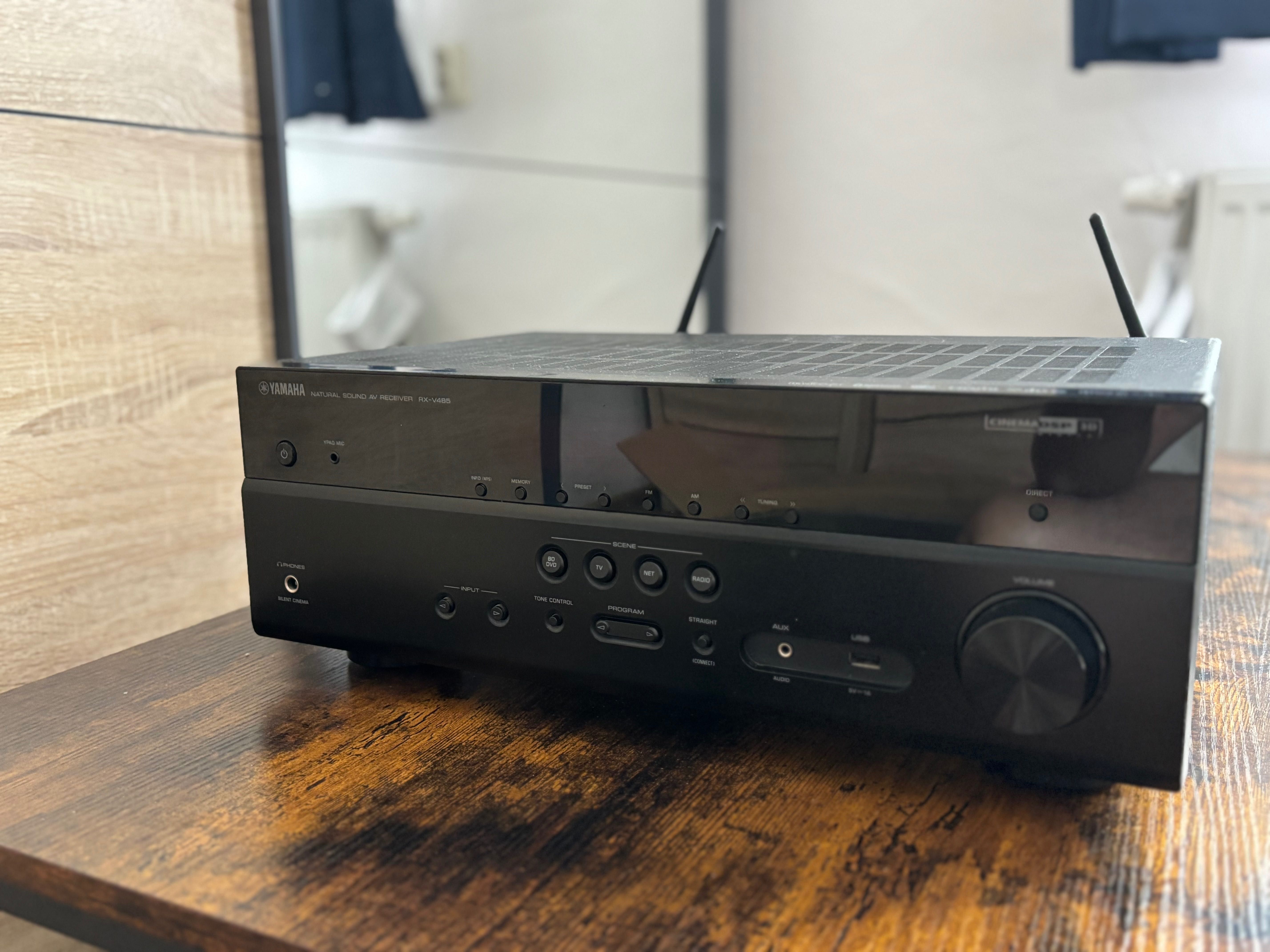 Yamaha RX-V485 w stanie idealnym