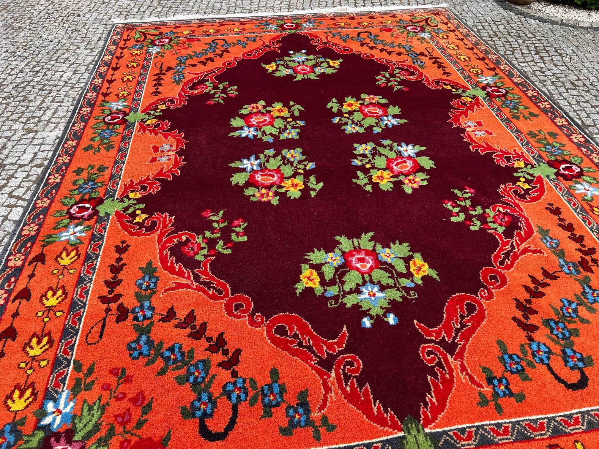 Perski ręcznie tkany włnianh dywan 420x300 gal 18 tys