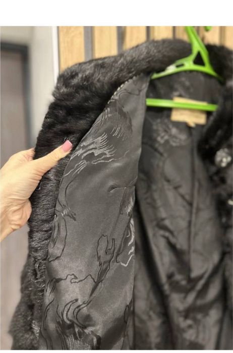 Шуба  чорна Сурок