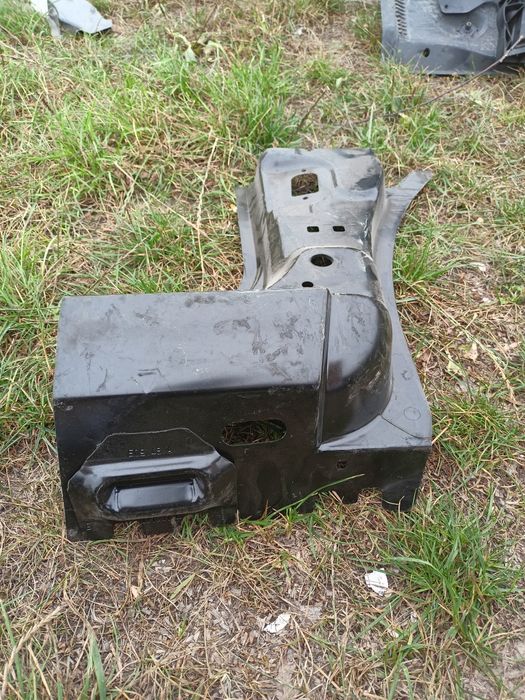 Renault Megane II 2 02-08 poszycie progu prawe prawa strona