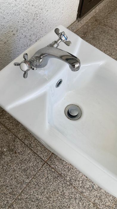 Vendo Bidé - Sanindusa