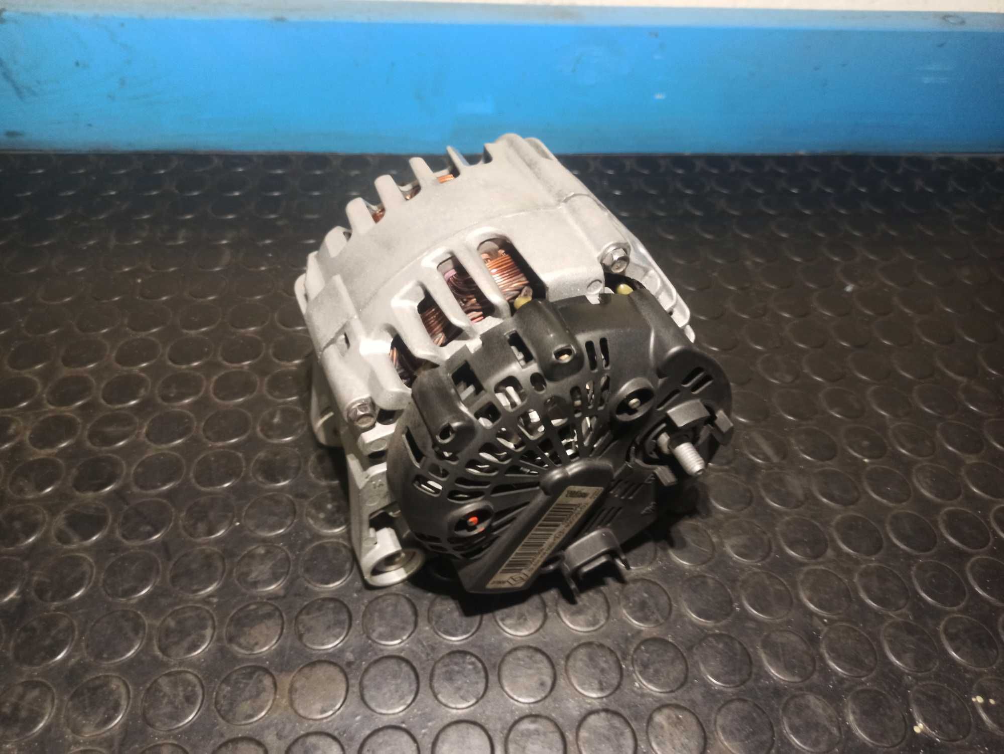 Alternator regenerowany Opel vivaro 2.0 cdti renault trafic laguna dci