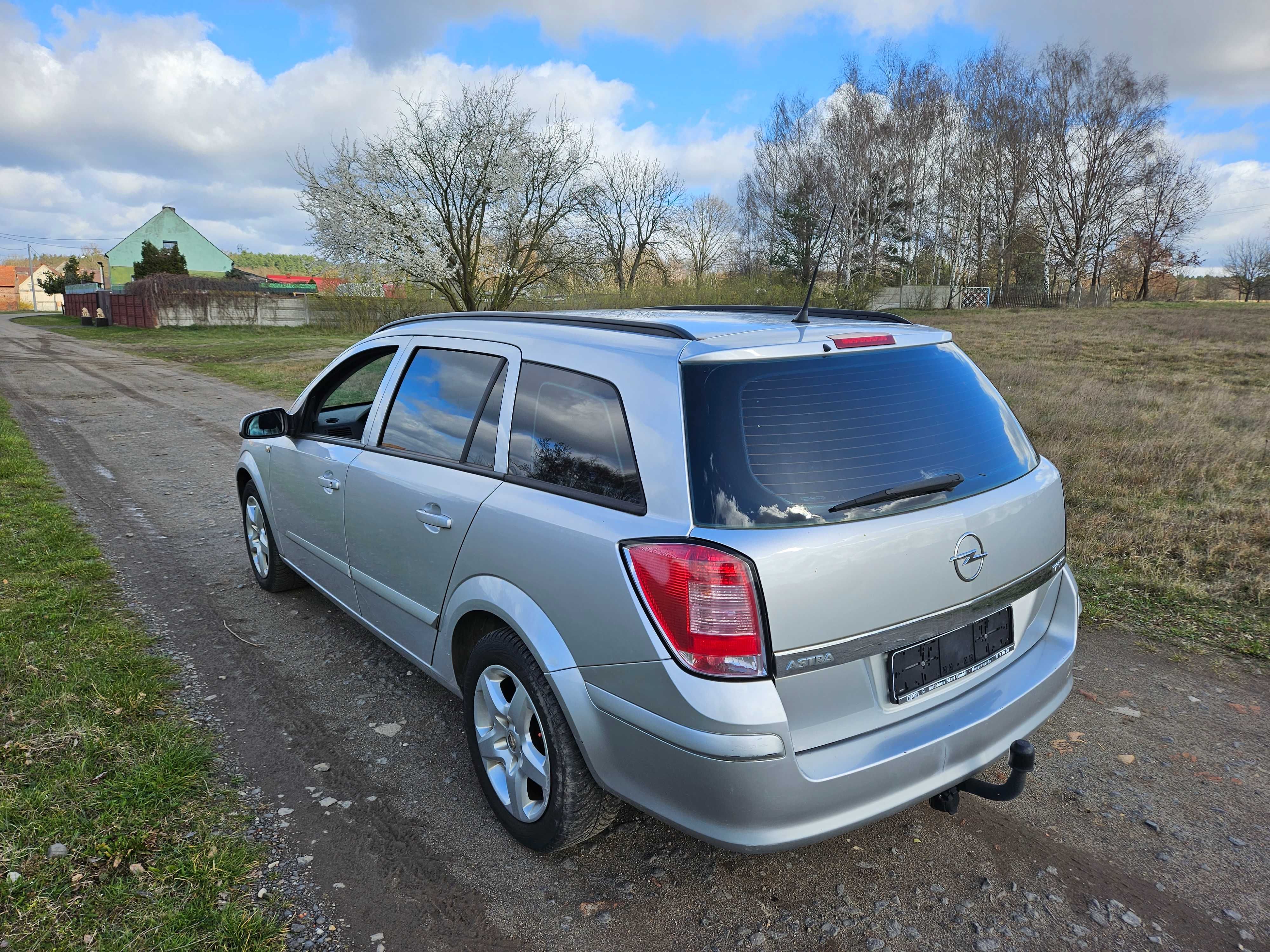 Opel Astra nowy rozrząd, opony 1.7 Isuzu.Tylko jeden wlasciciel