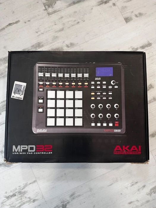 Kontroler midi Akai MPD32
