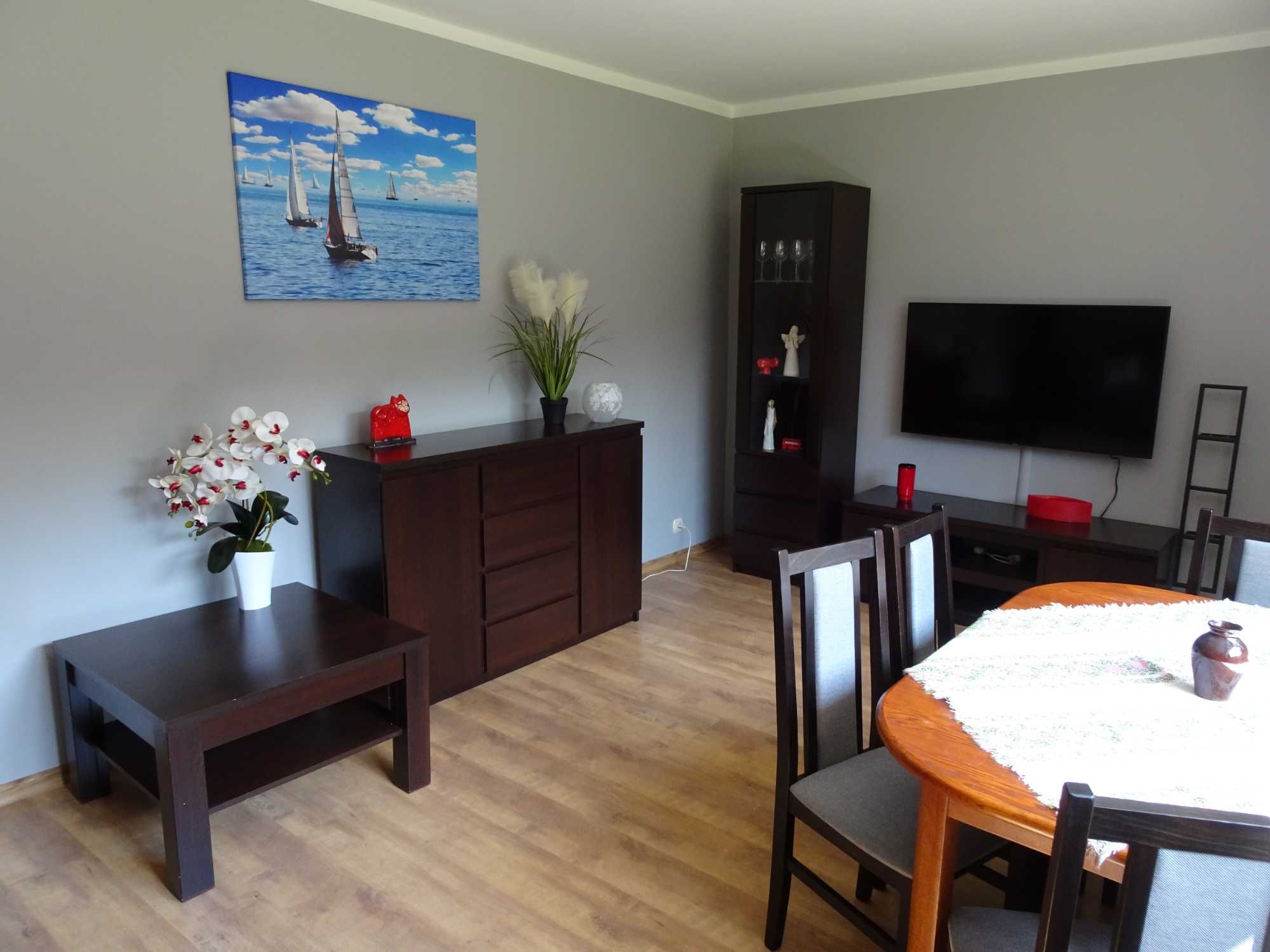 Apartament 82m2 - Charzykowy 2 sypialnie  + salon 4+1 osób