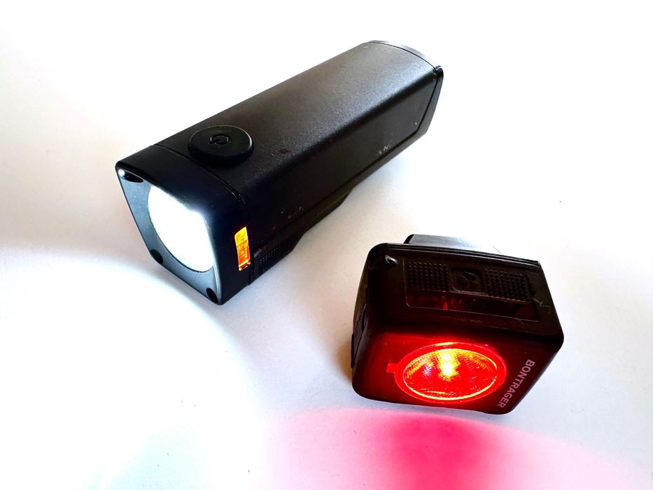 kit de luzes Bontrager Ion Pro RT e Flare RT - Bom estado