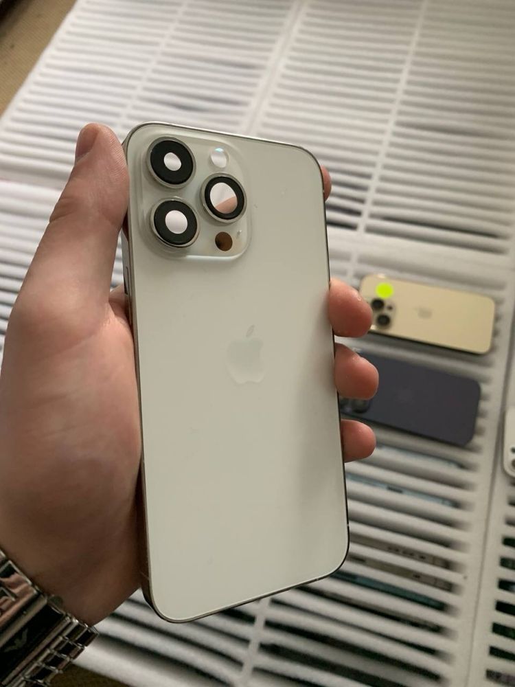 Продам корпус на айфон/iphone 12,13,14