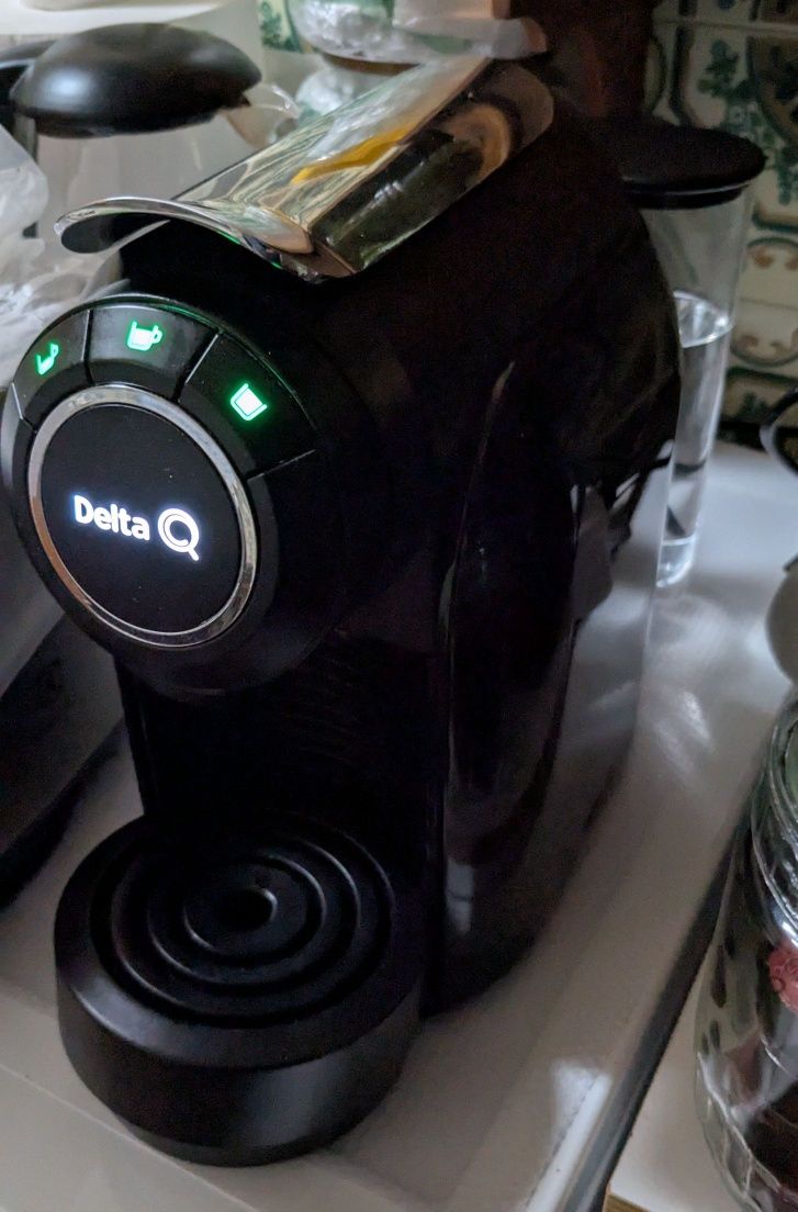 Maquina de Cafe - Delta Q Cool
