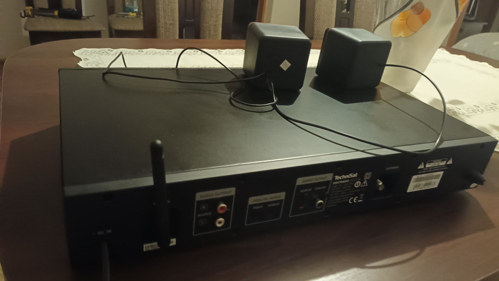 TechniSat DigitiRadio 143