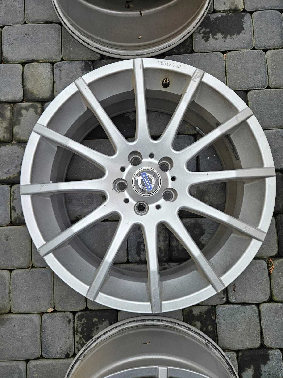 Felgi Volvo R18. Alufelgi 8x18