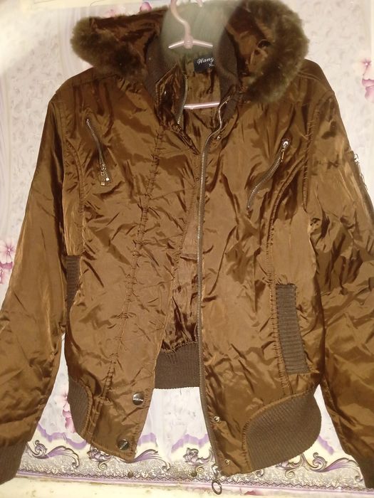 Продам жіночі курточки