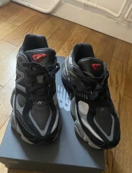 Buty Trampk New Balance 9060 Black Castlerock Grey R.39.5