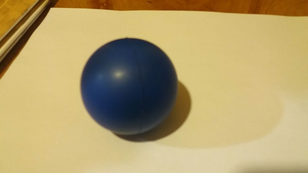 Piłka gumowa odstresowujaca