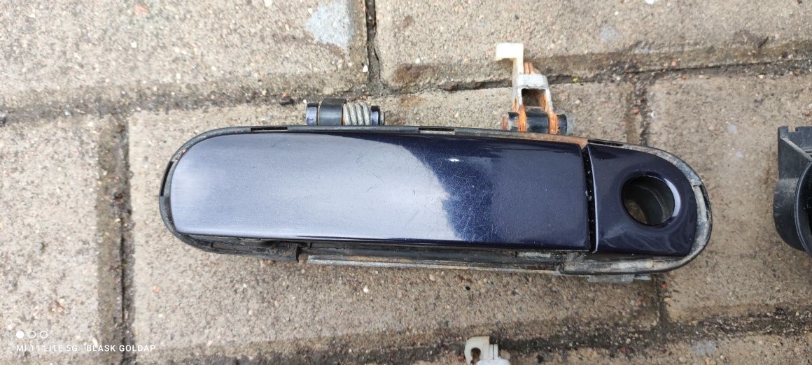 Klamki Zewnętrzne Drzwi LZ5L Komplet Audi A6 S6 Części Blask Gołdap