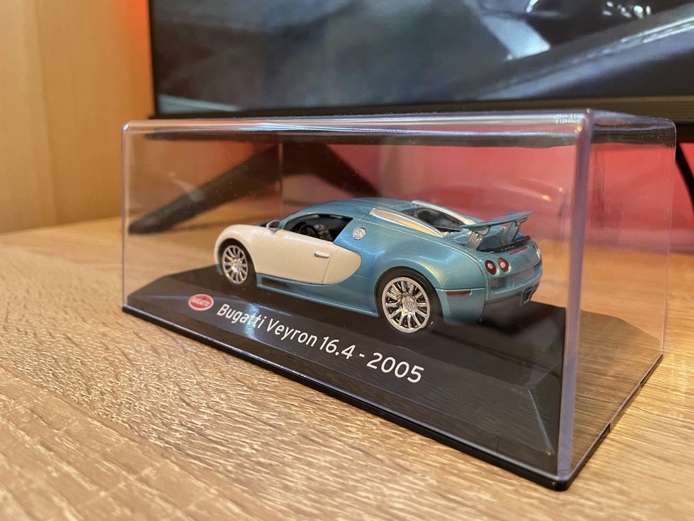 Bugatti Veyron 1:43