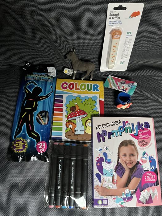 Zabawki dla dziecka 3-5 lat, kolorowanki, markery itp, wszystko nowe