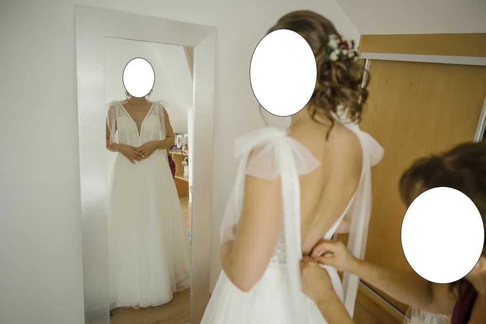 Vestido de Noiva Rosa Clara sem costas