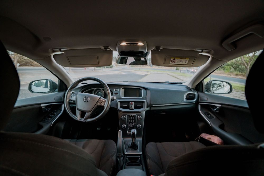 2017 Volvo v40 2.0 d2 business
