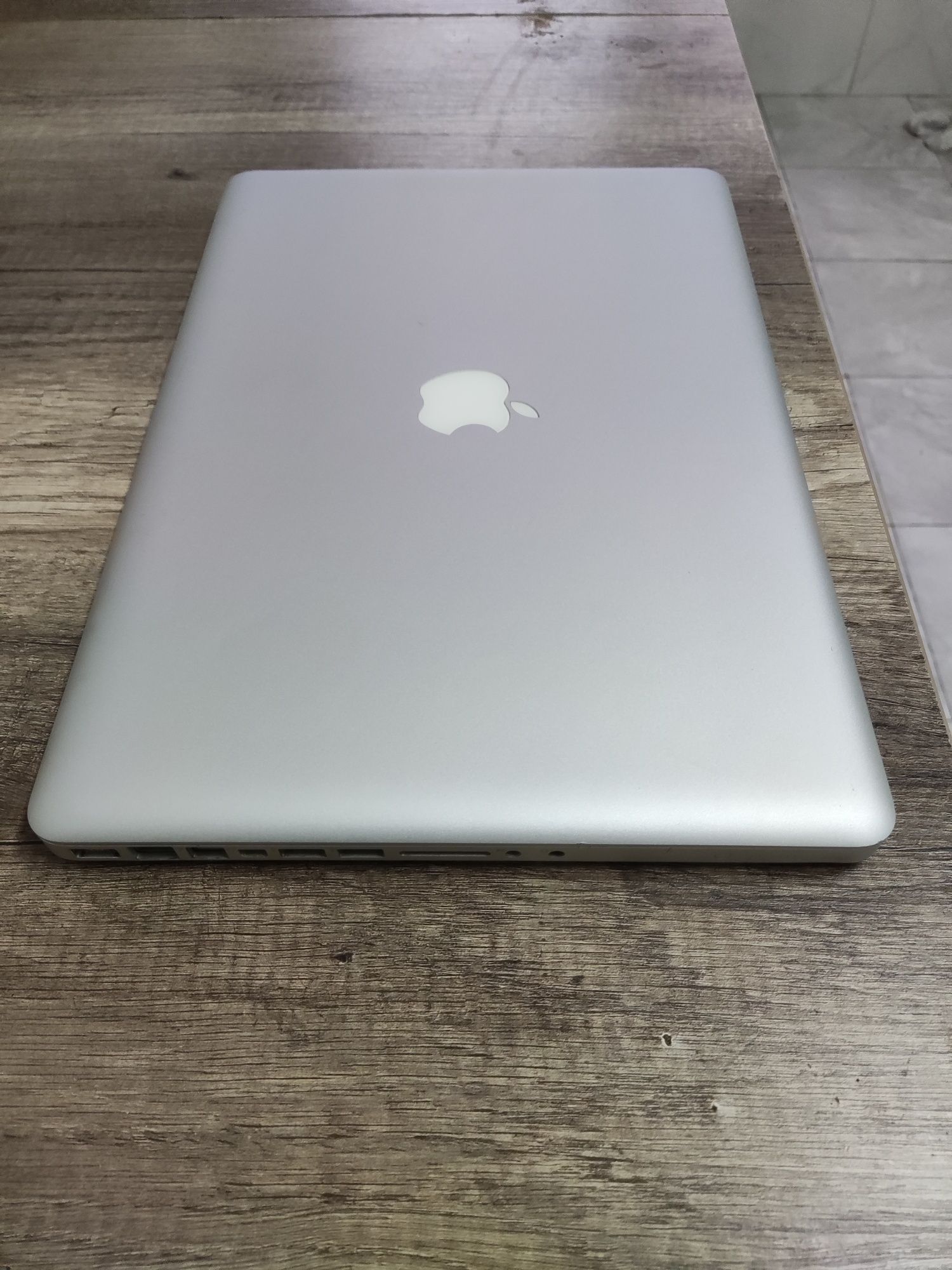 MacBook Pro 2012 Core i7 8GB SSD 256 e HDD 750
