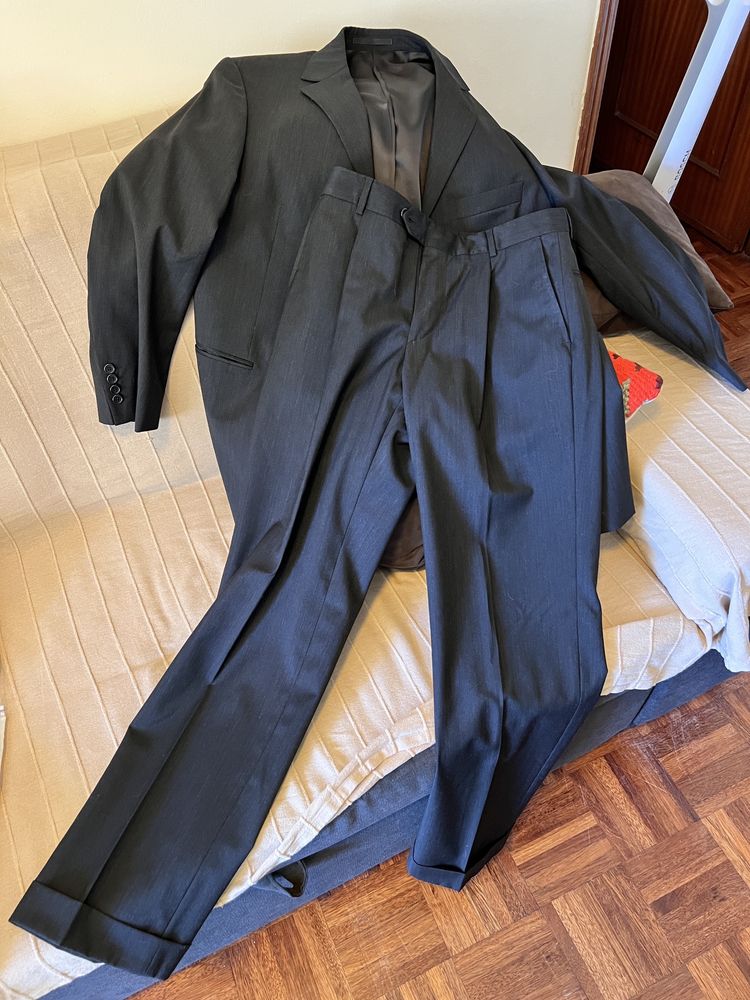 Fato homem cinzento escuro lã