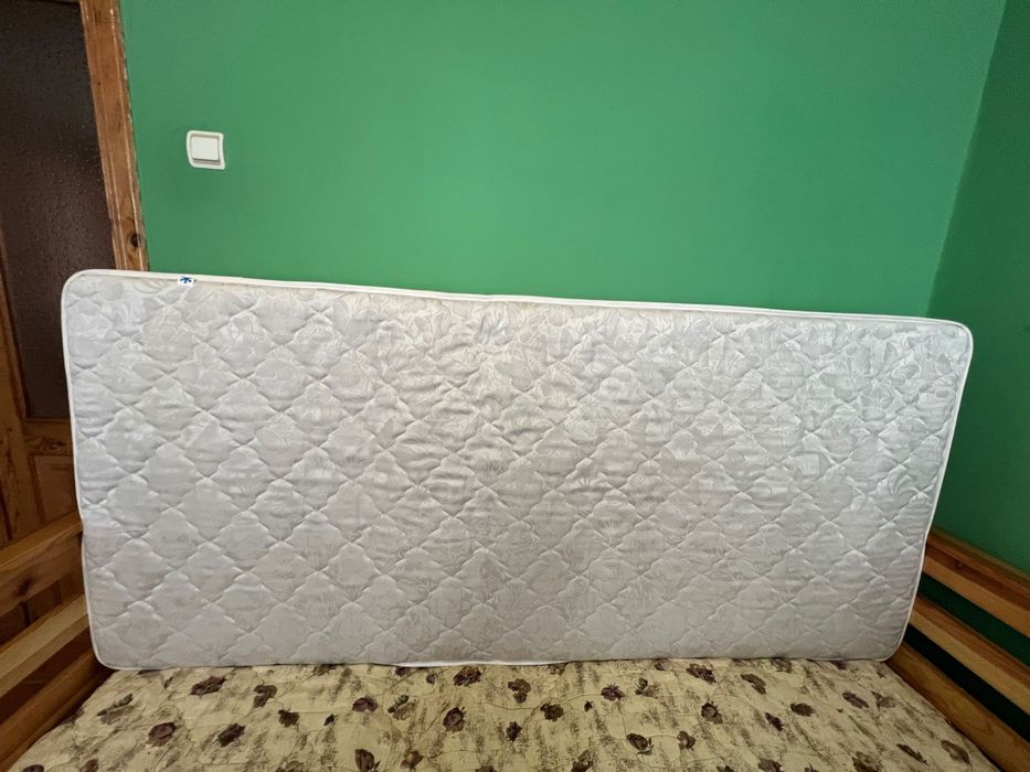 Продам ліжко матрас