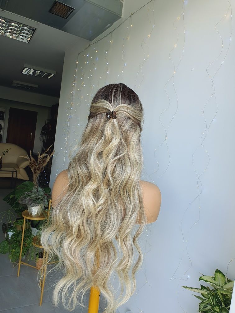 Długa peruka blond 3D loki fale Jennifer 70 cm