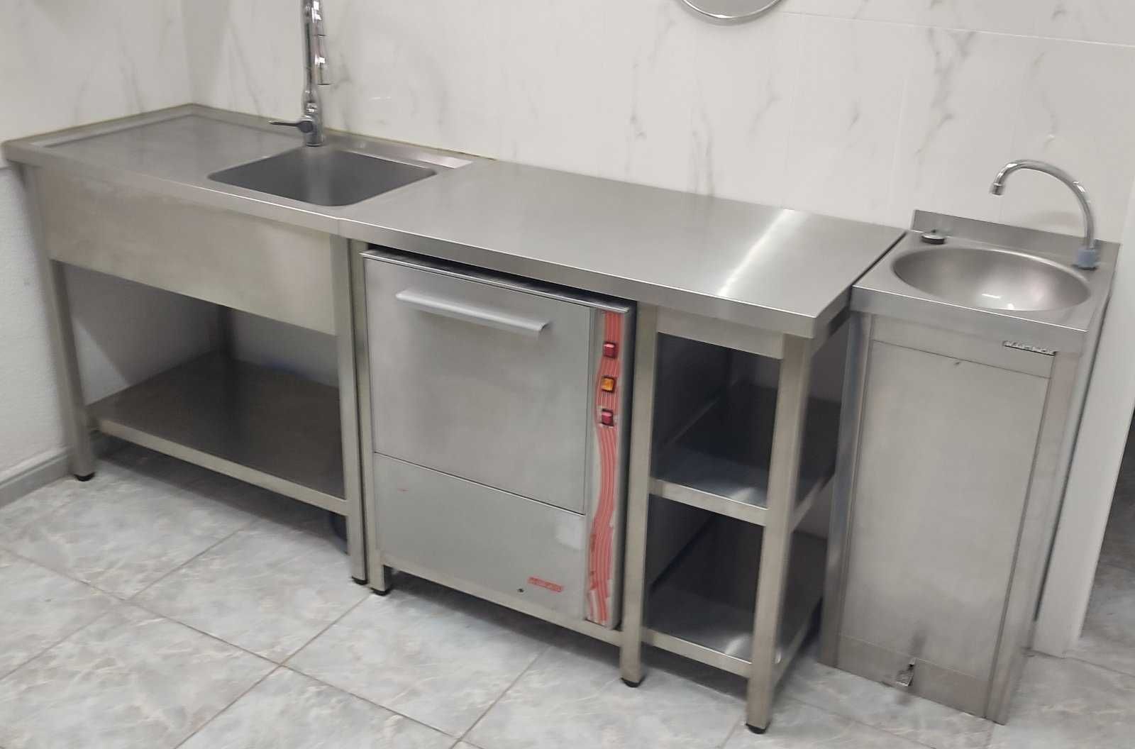 Mesa ou Bancada. INOX.