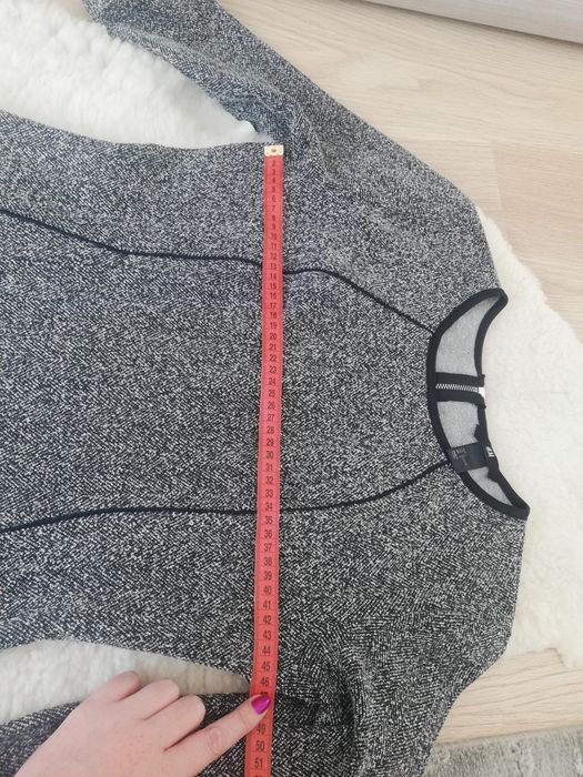 Sukienka promowana przez Lana Del Rey H&M r. 40