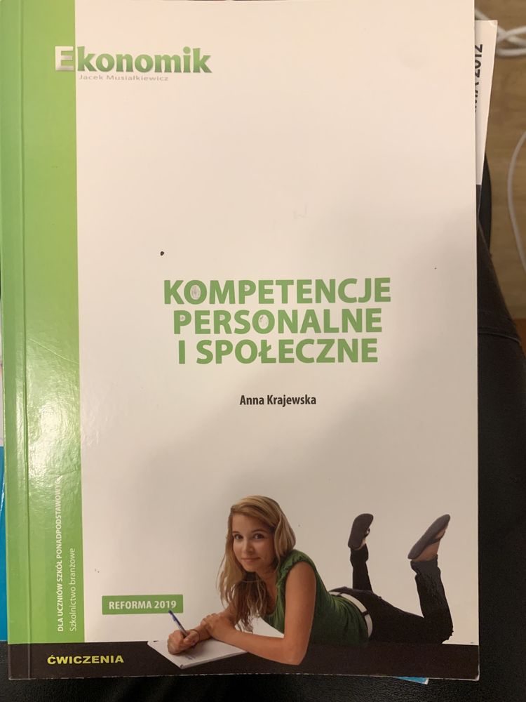 kompetencje personalne i społeczne anna krajewska