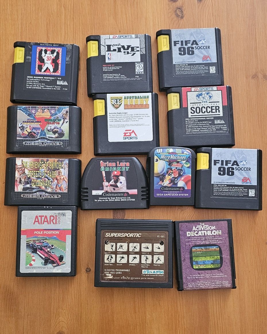 Vários cartuchos Sega Mega Drive, Game Gear, Atari