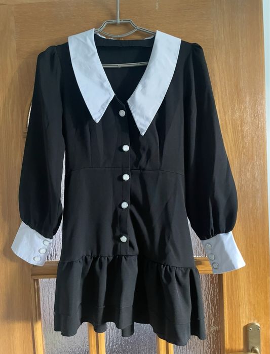 Сукня з комірцем, плаття